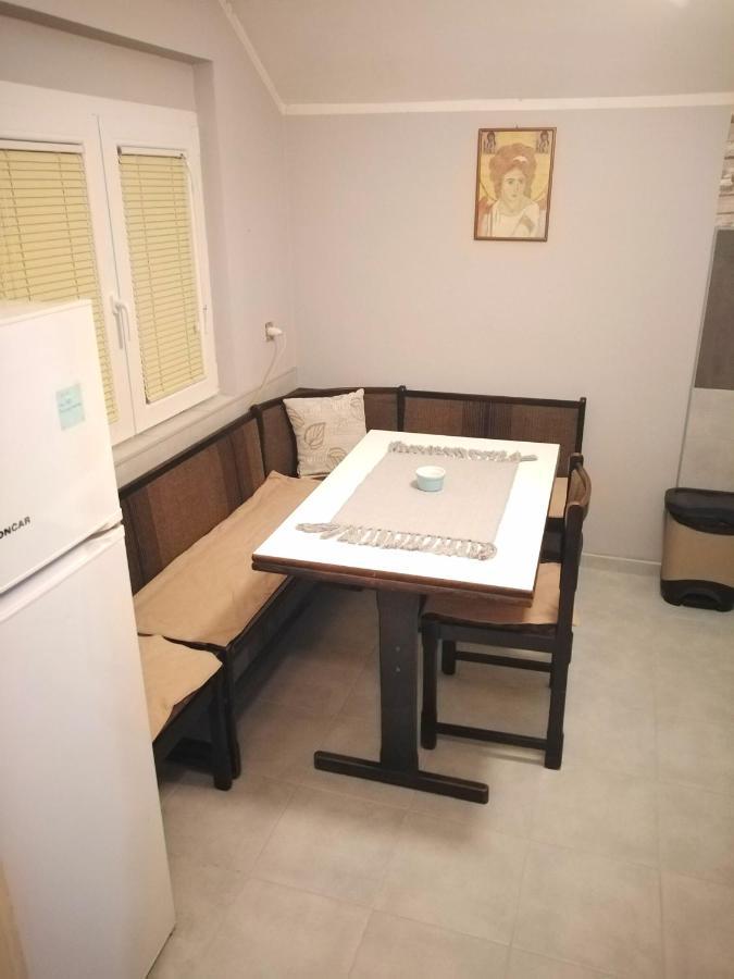 Dvosoban Stan Lägenhet Užice Exteriör bild